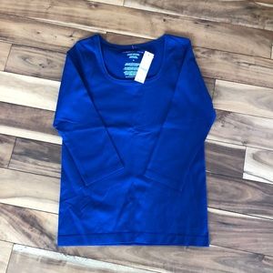 White House Black Market t-shirt